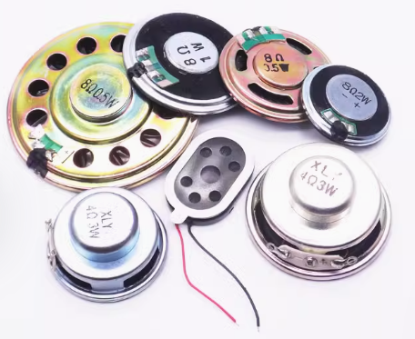 喇叭及扬声器常见有8欧姆、4欧姆的标识